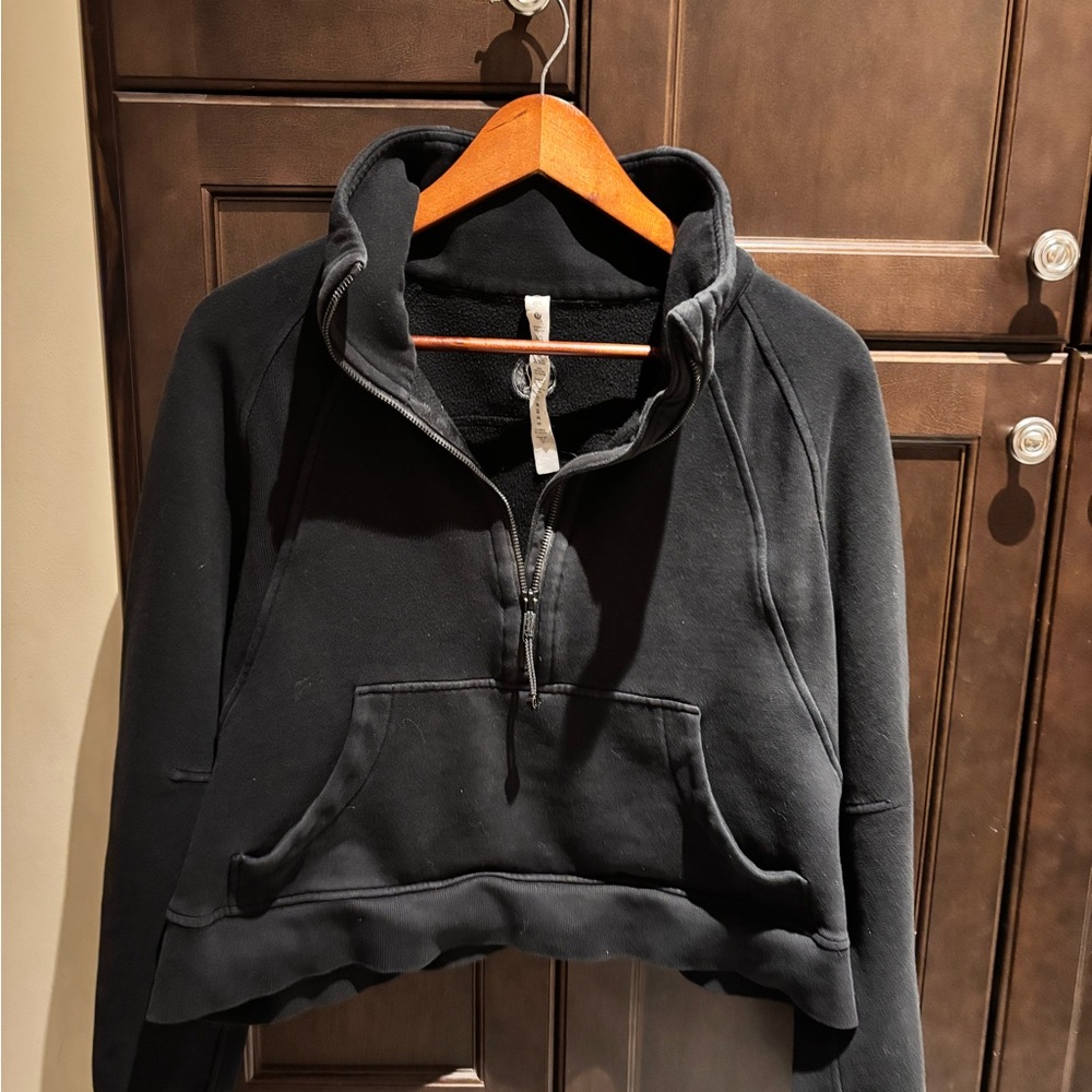 lululemon cropped 1/2 zip scuba